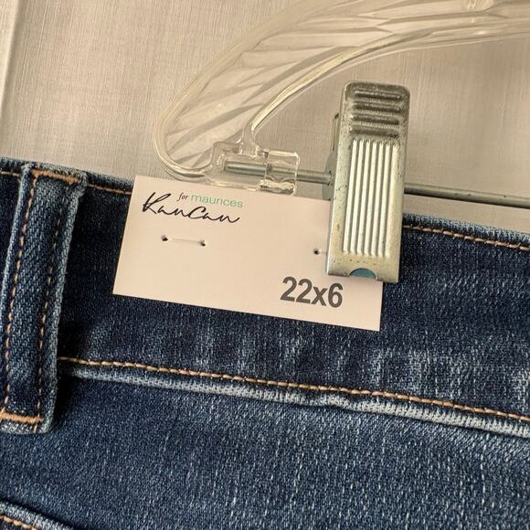 Kancan Distressed High Rise Denim Shorts Size 22 x 6 NWT Plus Size - Picture 5 of 6